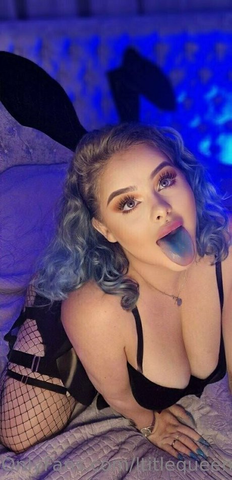 ゴス3P OnlyFans 素敵 ギャラリー