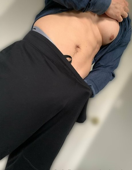 lexluether ヌードモデル 写真