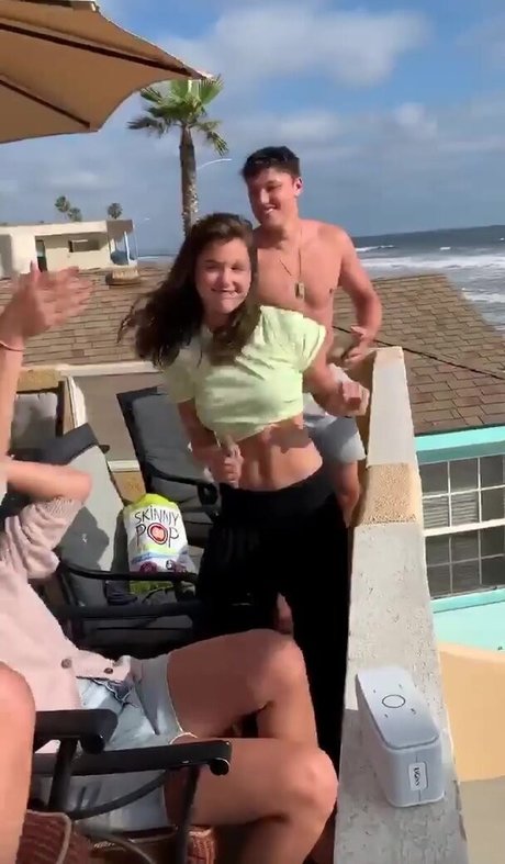 コスプレxxx onlyfans 無料 画像