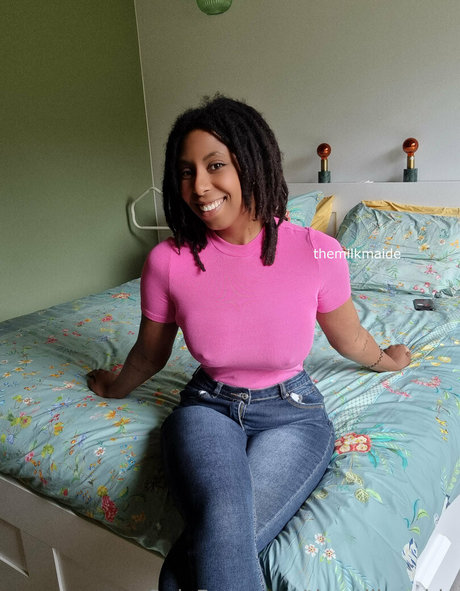 themilkmaide アート女優 写真