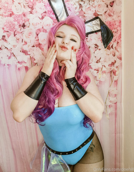 doenill 裸の女優 ギャラリー