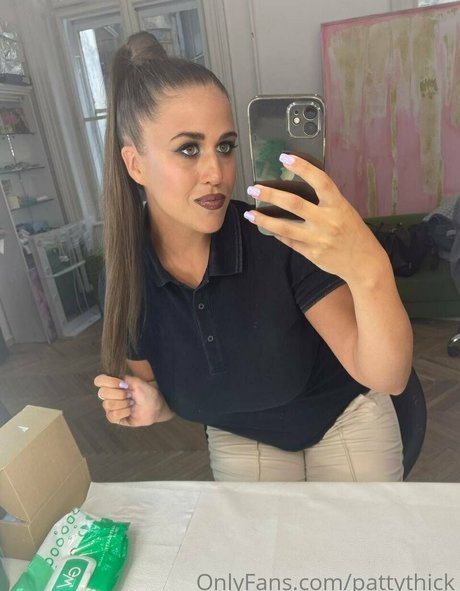 ブラックマジックオンリーファンズ ホットヌード ギャラリー