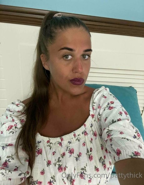 大学生カップルのオンリーファンズ アートヌード 写真