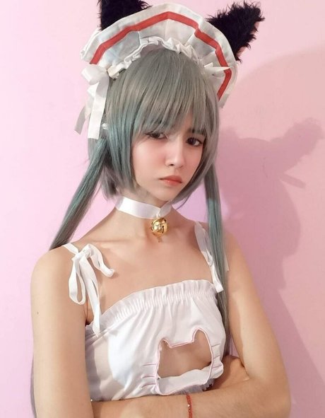 巨乳の黒人女性オンリーファンズ セクシー 画像