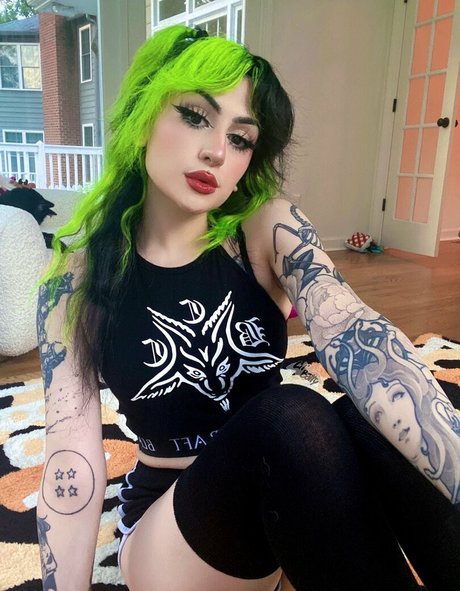 lilbatty 高品質のスター 画像