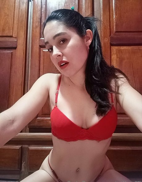 赤毛のソロOnlyFans セクシーヌード ギャラリー