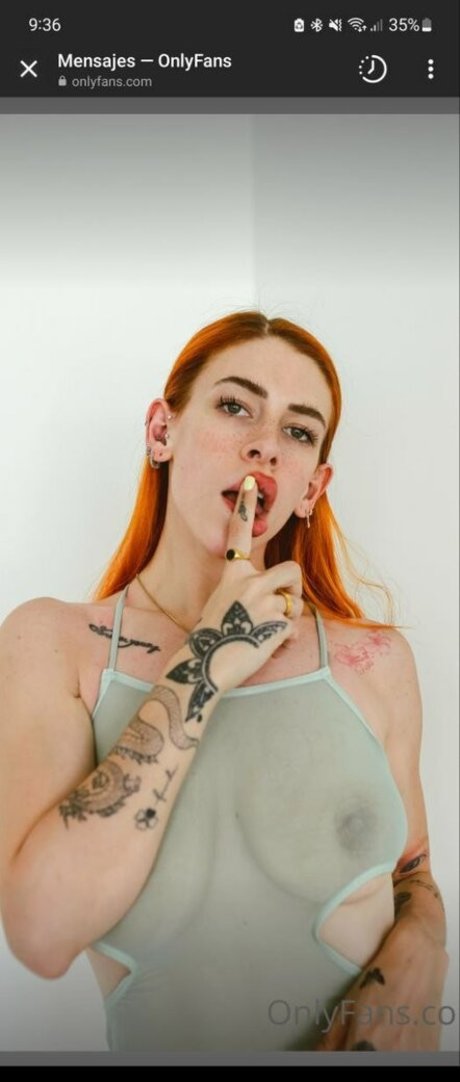 Nikkiolinok ポルノスター ヌード 写真