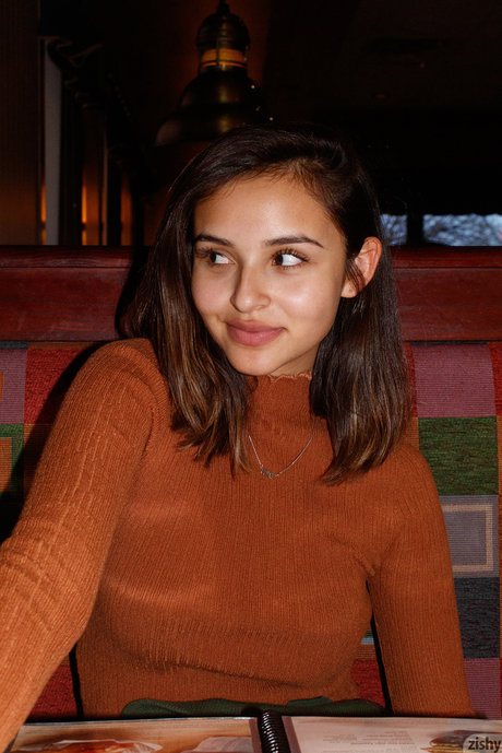 義母オンリーファンズ 無料xxx 画像