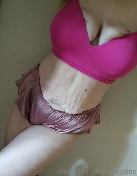 indiadino ヌードのポルノスター ギャラリー