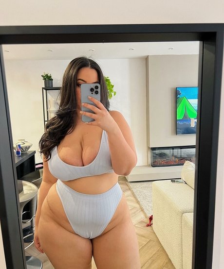 大学生のオンリーファンズ 無料アダルト 写真