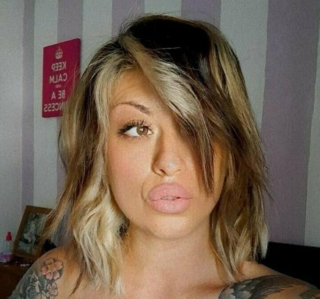 hottie lila 最高のポルノスター 画像