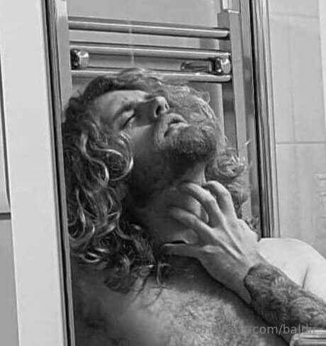 Baldir スター ヌード 写真