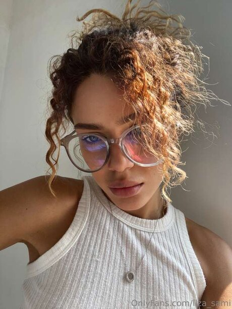 Liza Sami ポルノスター ギャラリー