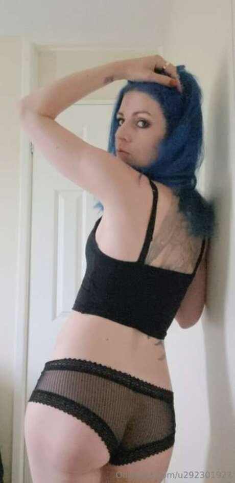 U292301927 ポルノ女優 写真