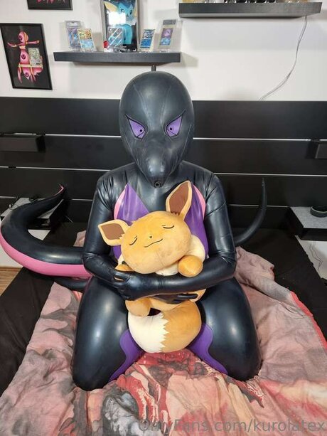 アンバー・オンリーファンズ アートxxx 画像