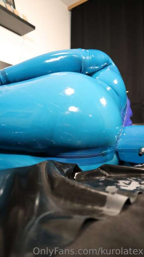 ハロウィン オンリーファン アダルト ギャラリー