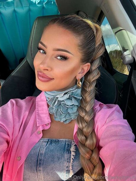 Jackyzyrus HDスター 写真