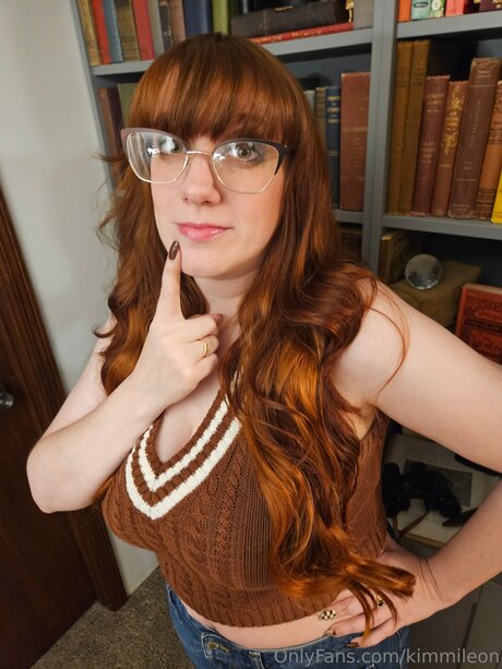 Kimmileon ポルノスター アーカイブ