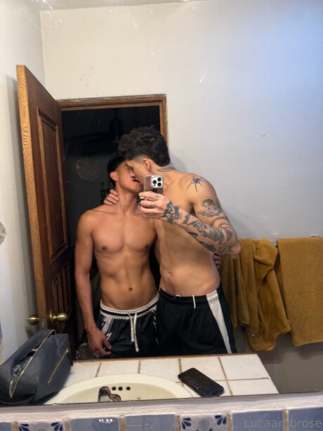 アジア人の精液OnlyFans 美しい裸 写真