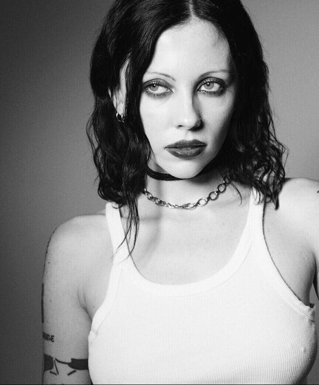 Heather Baron Gracie アートスター 写真