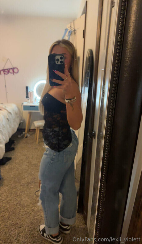 黒猫のOnlyFans セクシーヌード 写真