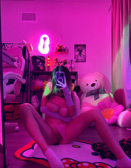 Yumi Eto ヌードモデル 写真