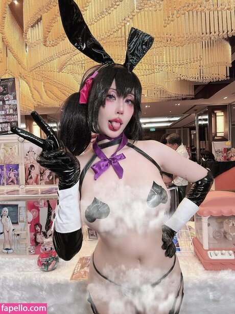 Kittyisfluffy スター 裸 写真