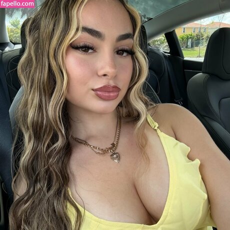 Anabelladiaz ポルノスター 写真