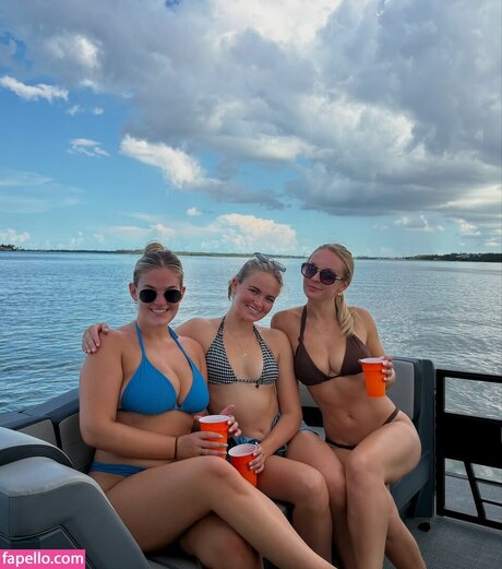 Alexa Pillsbury ポルノ女優 写真