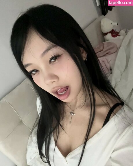 トゥインクスオンリーファンズ ホットセクシー 写真