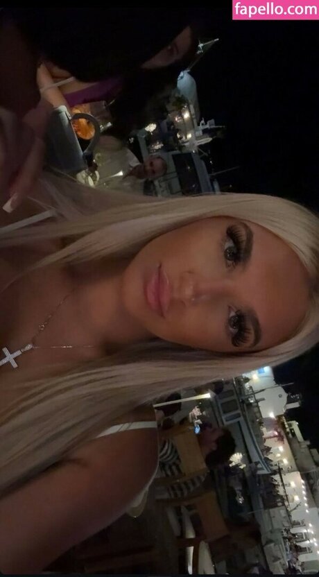 nikkidalessandro22 セックス女優 写真