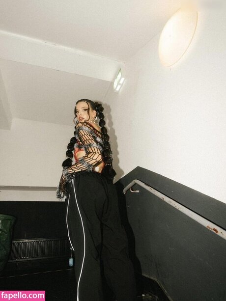 巨乳 パイズリ OnlyFans ポルノ ギャラリー