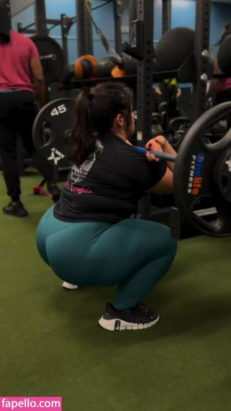 Duyein Martinez ポルノスター ヌード アーカイブ