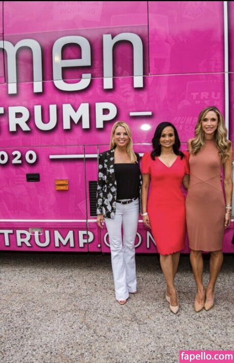 逆騎乗位 オンリーファンズ 無料セックス 写真