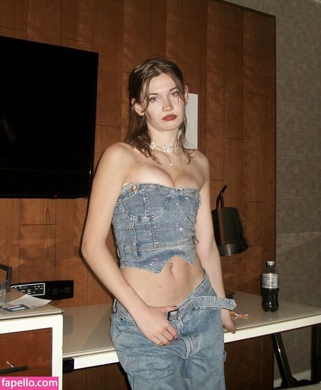 Kiera Nusbaum ポルノスター 高品質 写真