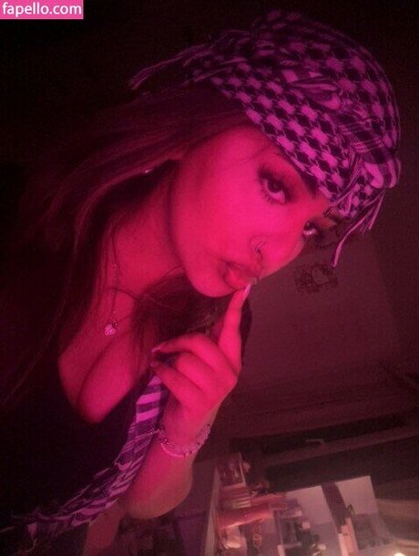 Pinkhealz Xyshams かわいいモデル 写真