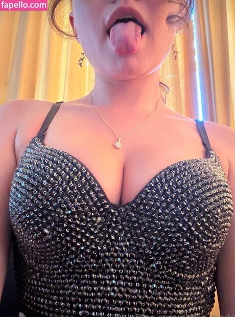 18歳以下の無料OnlyFans ホットセクシー 写真