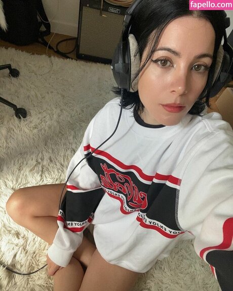 Luna Shadows ポルノスター 素敵 画像