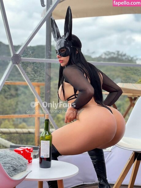 ぽっちゃり黒人OnlyFans エロ 画像