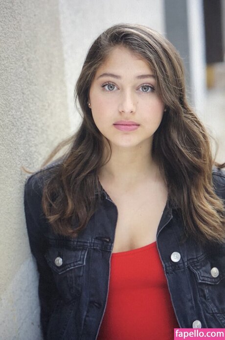 Yelena Friedman かわいいモデル 写真