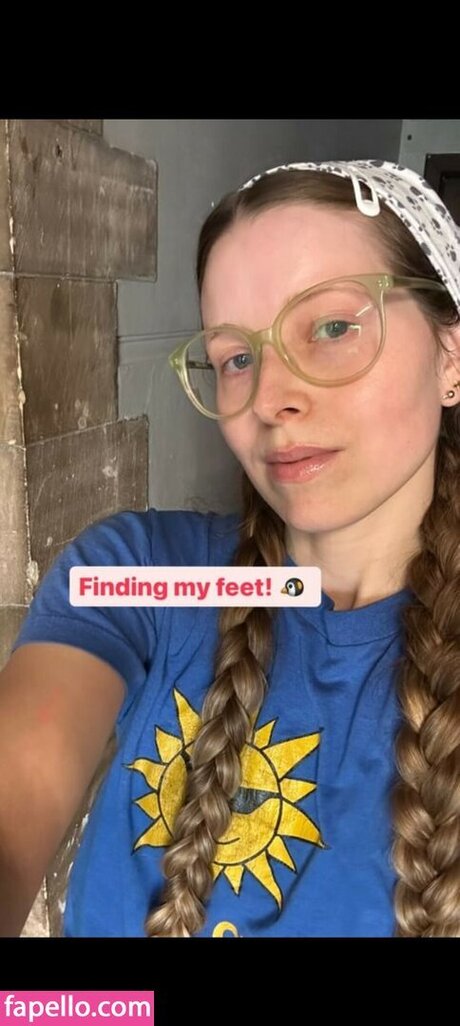 Jessie Cave アダルトモデル 写真