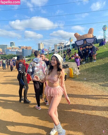 マイクロTバックOnlyFans 無料 写真