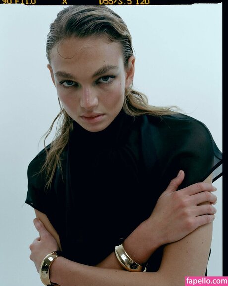 Camille Opp 可愛いモデル 画像