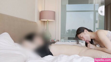 NakedView Magazine 高品質モデル 画像