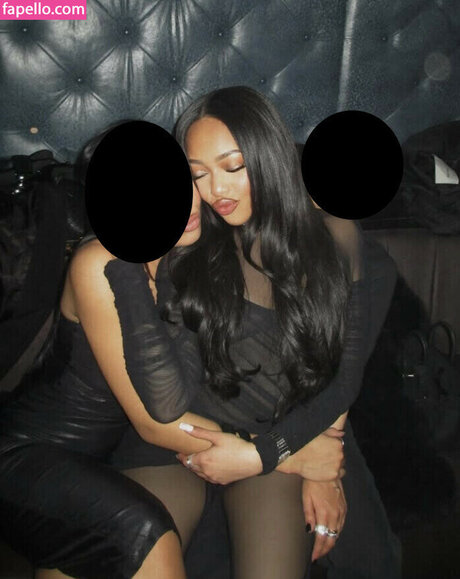 ラテン系ティーンオンリーファンズ トップ 画像