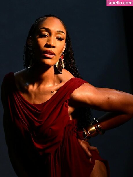 かわいいシーメールオンリーファンズ 無料 写真