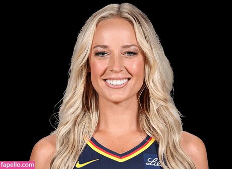 クーガーオンリーファンズ えろ 写真