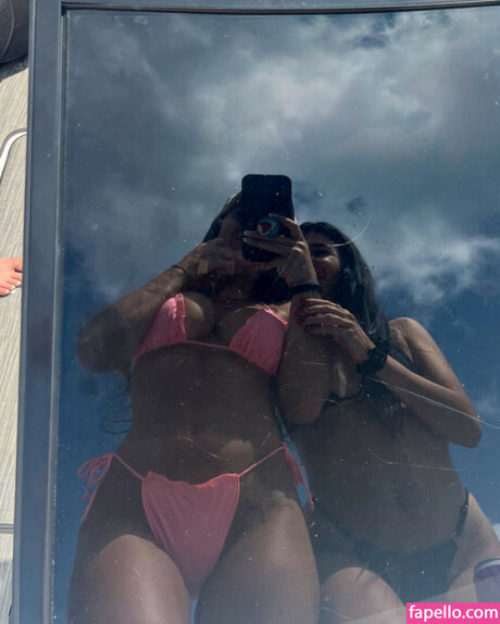 Jjjjennaa アダルト女優 写真