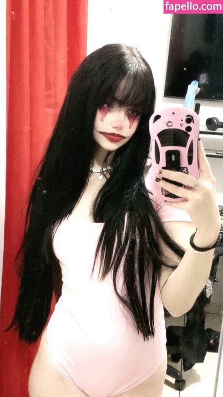 nameluaa セクシーモデル 画像