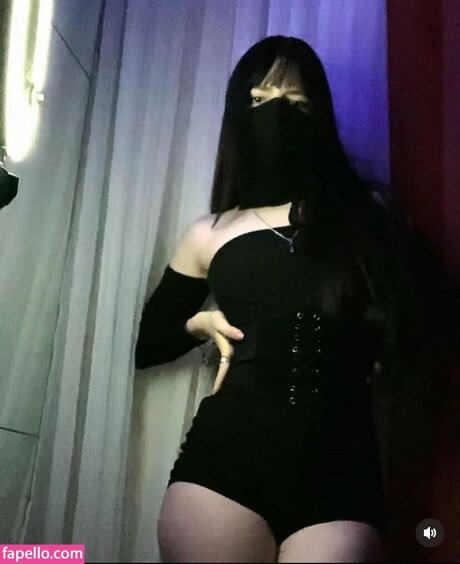 nameluaa 無料女優 写真